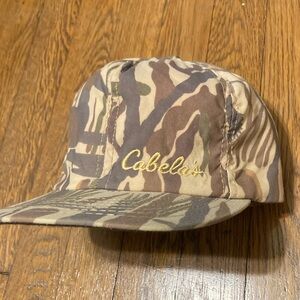 Vtg CABELA’S CAMO TRAPPER CAP